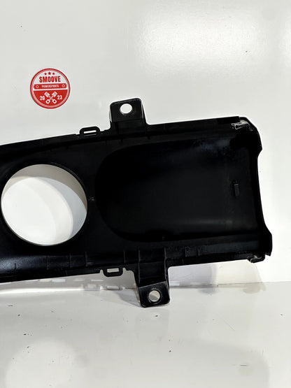 2022-2025 YAMAHA YZF R7 OEM GAS TANK CAP COVER TRIM MIDDLE PANEL COWL FAIRING