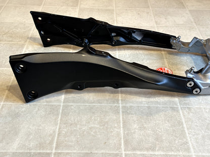 2021-2025 KAWASAKI NINJA ZX10R ZX 10 OEM REAR BACK TAIL SUBFRAME SUB FRAME