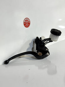 2019-2025 KAWASAKI NINJA ZX6R ZX636 OEM FRONT BRAKE MASTER CYLINDER W/ LEVER