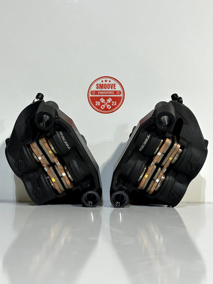 2023-2025 KAWASAKI NINJA ZX4RR OEM RIGHT LEFT FRONT BRAKE CALIPER SET W/ PADS