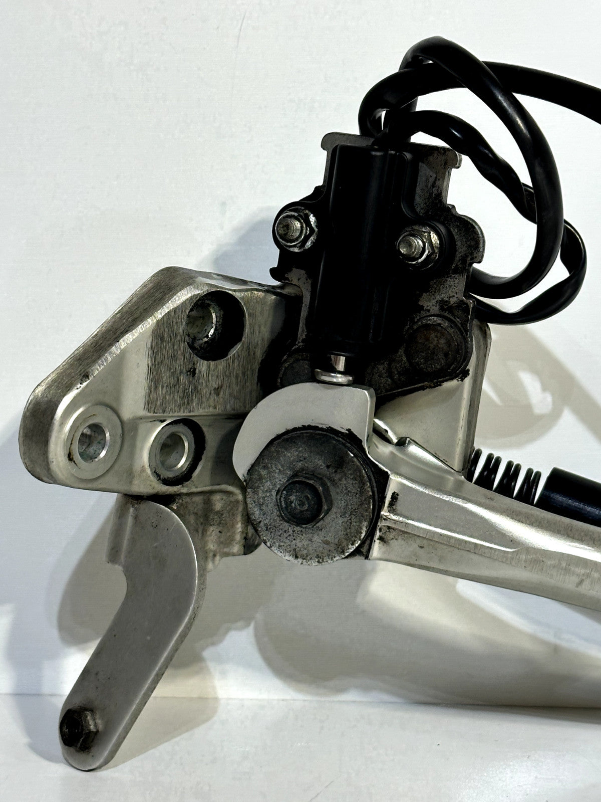 2008-2016 YAMAHA YZF R6 OEM KICKSTAND KICK SIDE STAND ASSEMBLY W/ SENSOR