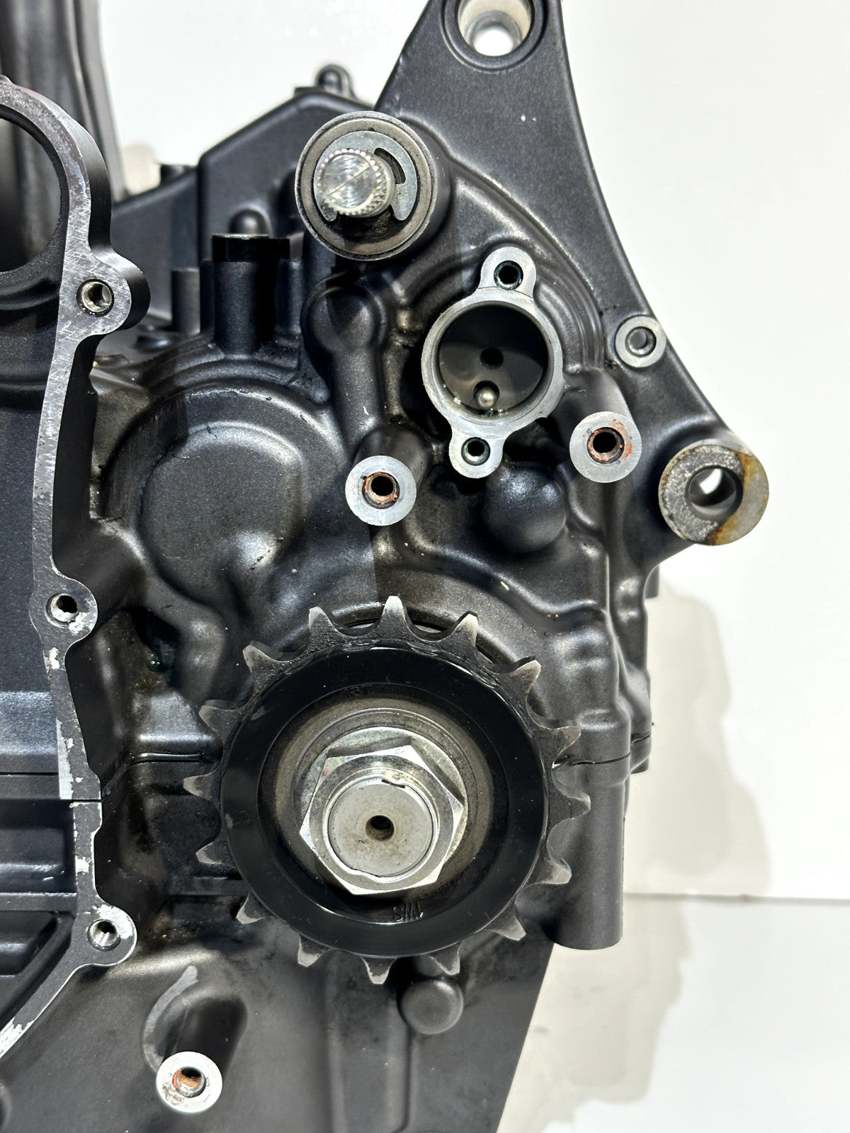 2014-2025 YAMAHA YZF R7 MT FZ 07 OEM COMPLETE ENGINE CRANK CASE CRANKCASE BLOCK