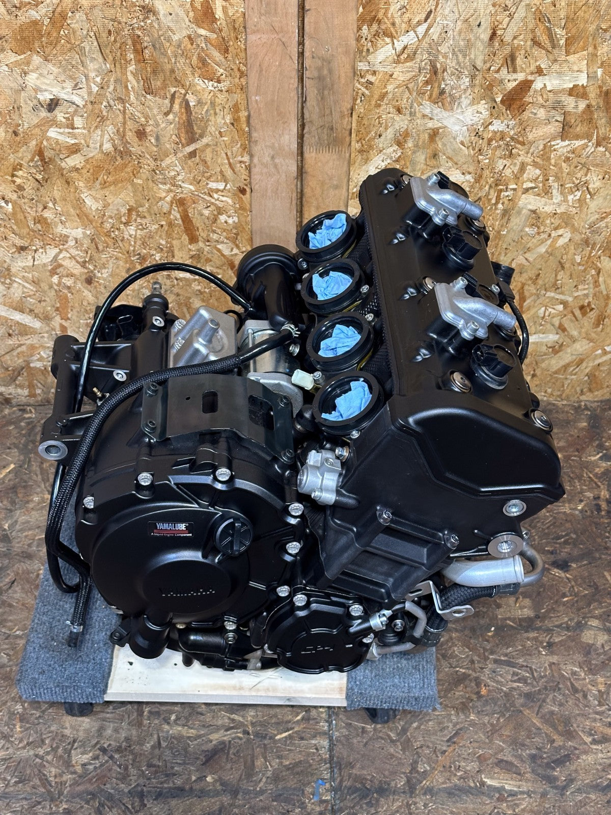 2020-2026 YAMAHA YZF R1 R1M OEM COMPLETE ENGINE MOTOR ASSEMBLY STRONG RUNNER 2K MILES