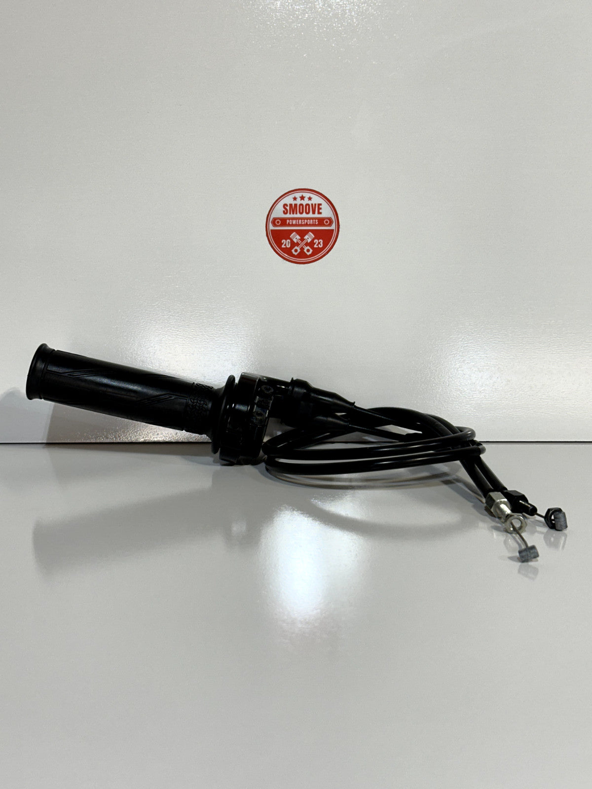 2009-2014 YAMAHA YZF R1 OEM THROTTLE GRIP TUBE HOUSING & CABLES CONTROL ASSEMBLY