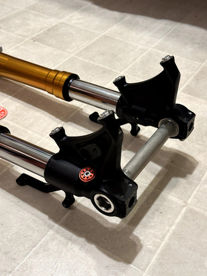 2011-2015 KAWASAKI NINJA ZX10R OEM FRONT FORKS SUSPENSION W/ TRIPLE TREE & BARS