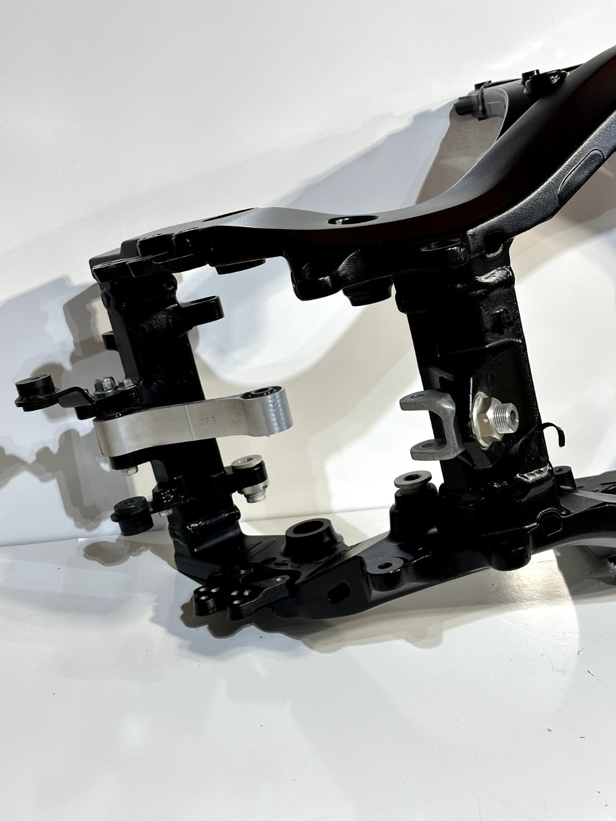 (2023) 2011-2026 SUZUKI GSXR750 GSXR 750 OEM MAIN FRAME CHASSIS MINT *SALVAGE*