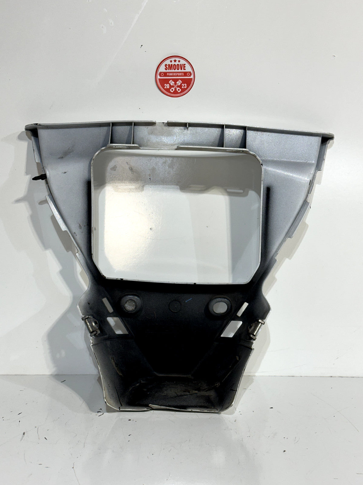 2015-2019 YAMAHA YZF R1 OEM CENTER LOWER BELLY PAN OIL COOLER FAIRING WHITE