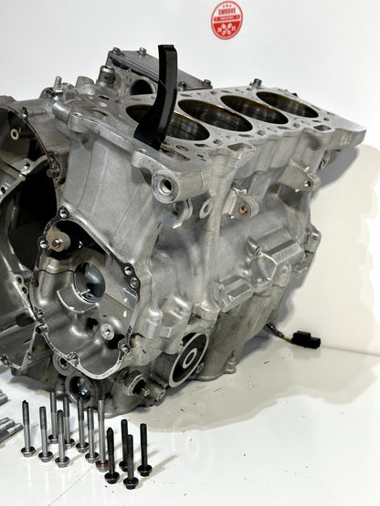 2021-2023 KAWASAKI NINJA ZX10R OEM UPPER LOWER ENGINE MOTOR BLOCK CRANK CASE SET