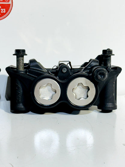 2022-2025 YAMAHA YZF R7 OEM LEFT & RIGHT FRONT BRAKE CALIPER SET W/ HARDWARE