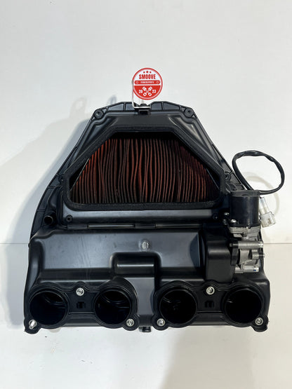 2015-2019 YAMAHA YZF R1 OEM AIRBOX AIR INTAKE BOX TOP RAIL FUEL INJECTORS