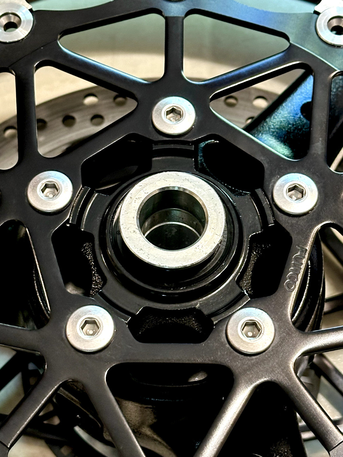 2021-2025 KAWASAKI NINJA ZX10R OEM FRONT WHEEL RIM ROTORS TIRE ASSEMBLY BLACK