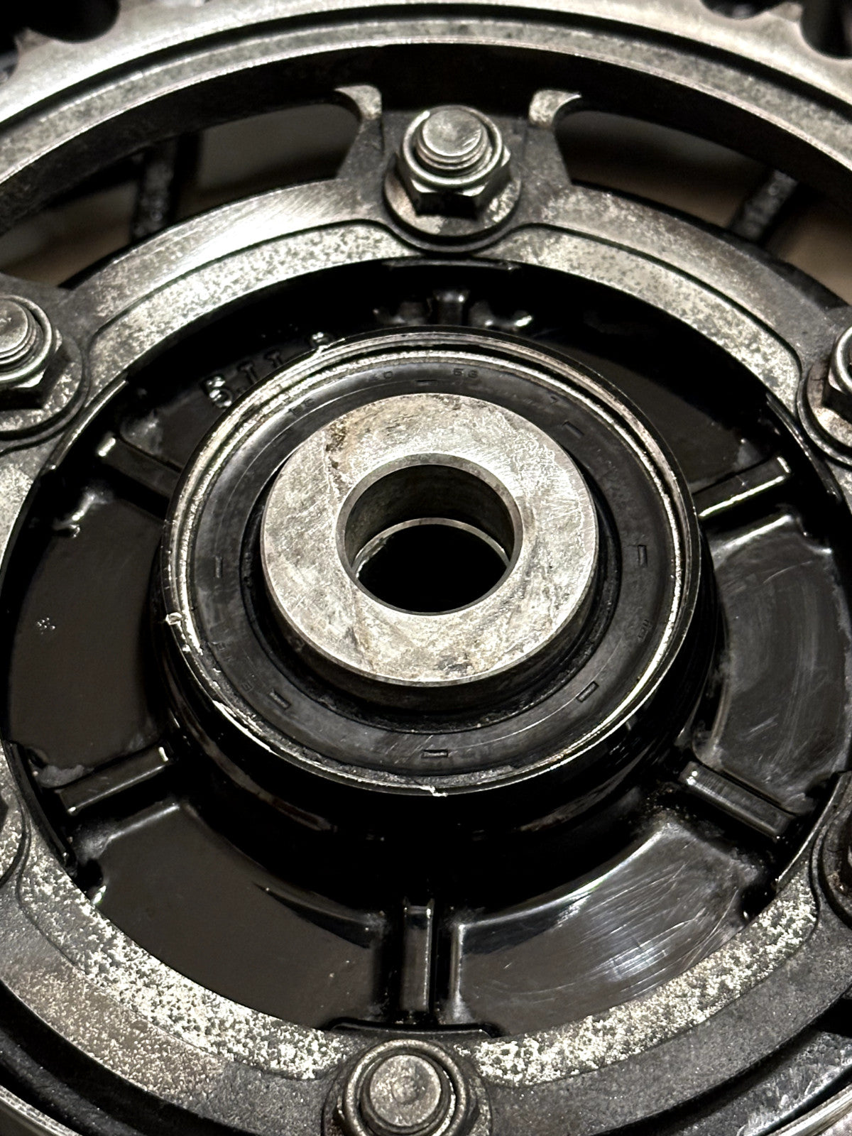 2022-2025 YAMAHA YZF R7 MT07 OEM REAR BACK WHEEL RIM ROTOR SPROCKET TIRE BLACK