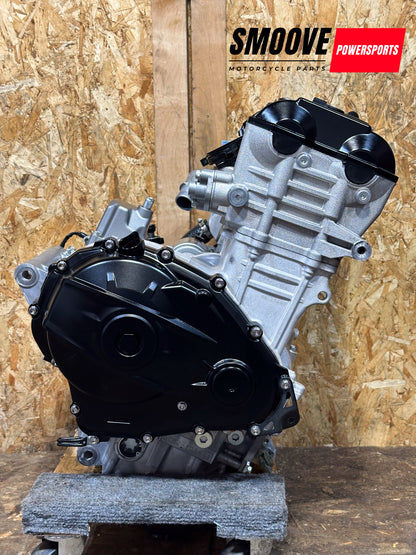 2017-2026 SUZUKI GSXR1000 GSXR 1000 OEM COMPLETE ENGINE MOTOR ASSEMBLY 1.7K MILES