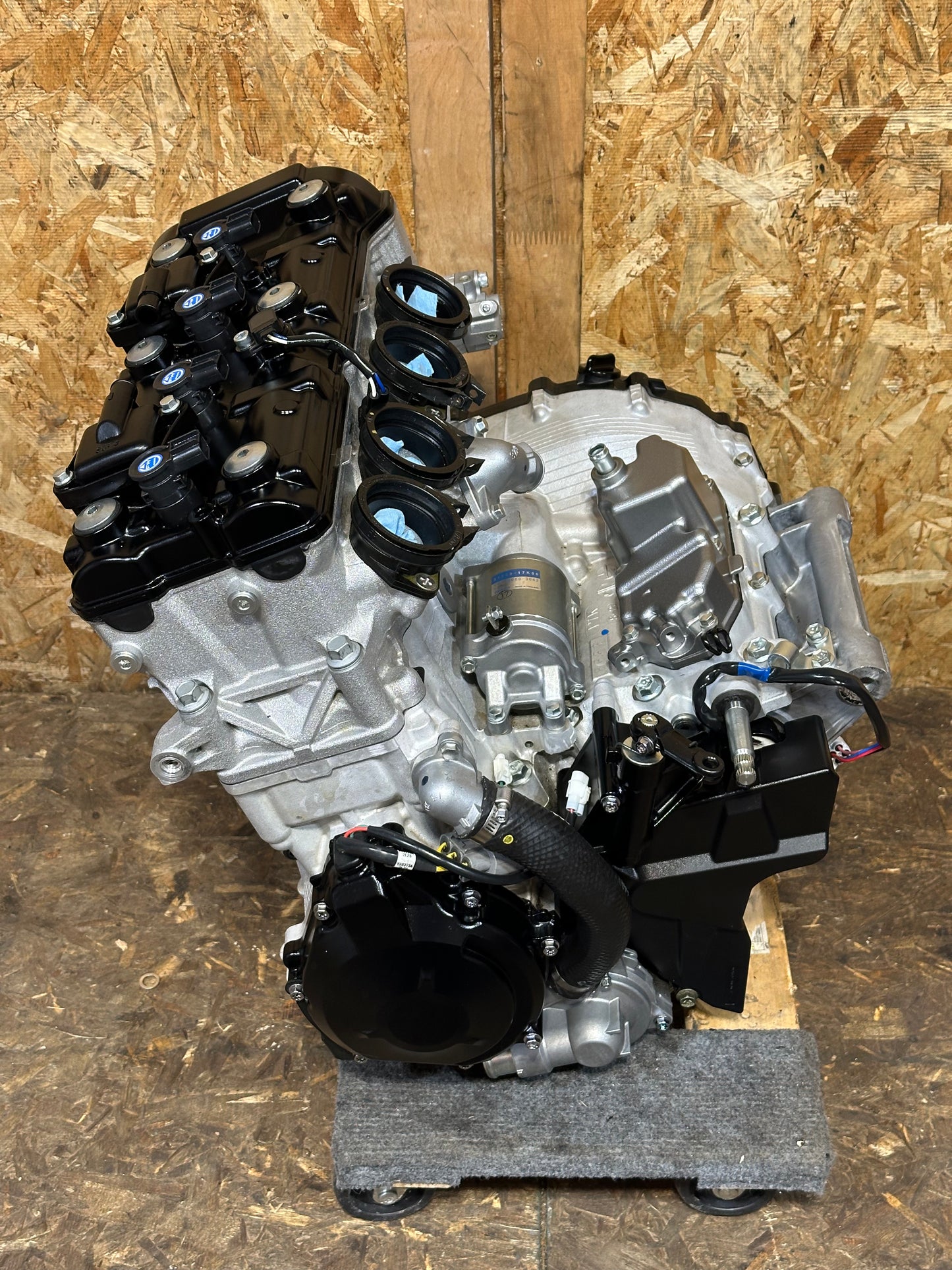 2017-2026 SUZUKI GSXR1000 GSXR 1000 OEM COMPLETE ENGINE MOTOR ASSEMBLY 1.7K MILES
