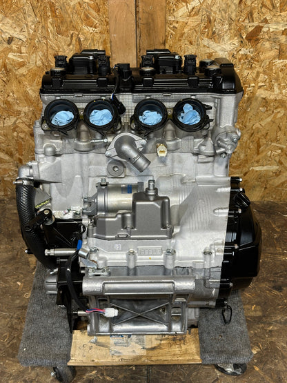 2017-2026 SUZUKI GSXR1000 GSXR 1000 OEM COMPLETE ENGINE MOTOR ASSEMBLY 1.7K MILES